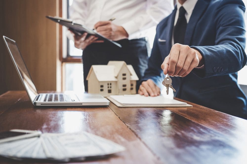 Investissements immobiliers étranger : Andorre simplifie la procédure de déclaration d'impôt