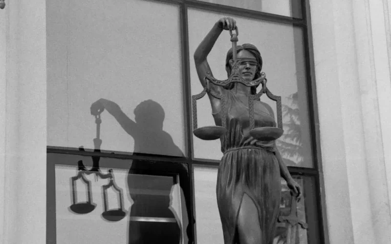 quel système juridique Andorre - statue justice